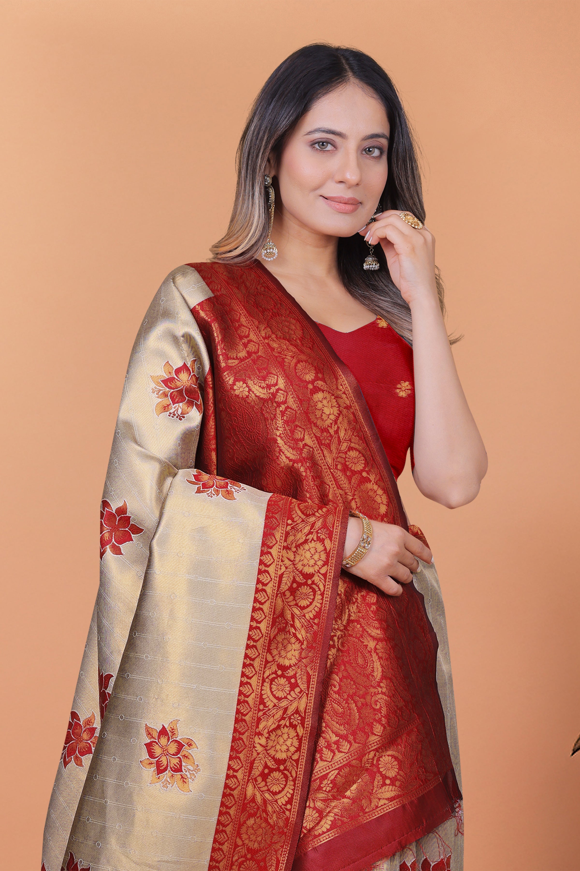 Banarasi Silk Saree with Lotus Motifs with 8 color option 🌺✨